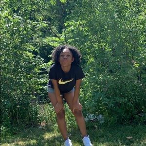 Meet your Posher, Bella